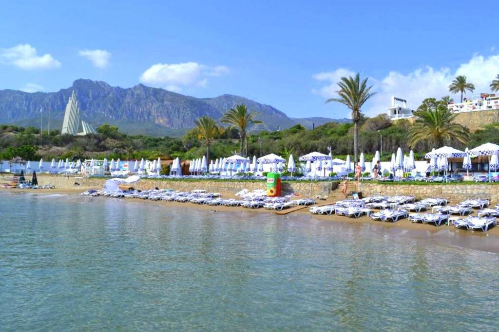 Aparthotel Sea & Sky At Escape Beach à Kyrenia  Extérieur photo